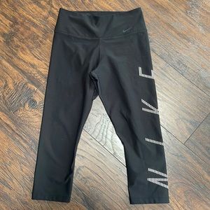 Women’s Nike Crop Leggings